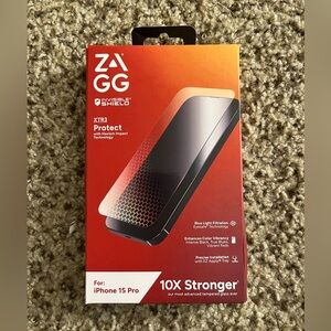 Zagg XTR3 screen protector for iPhone 15 pro